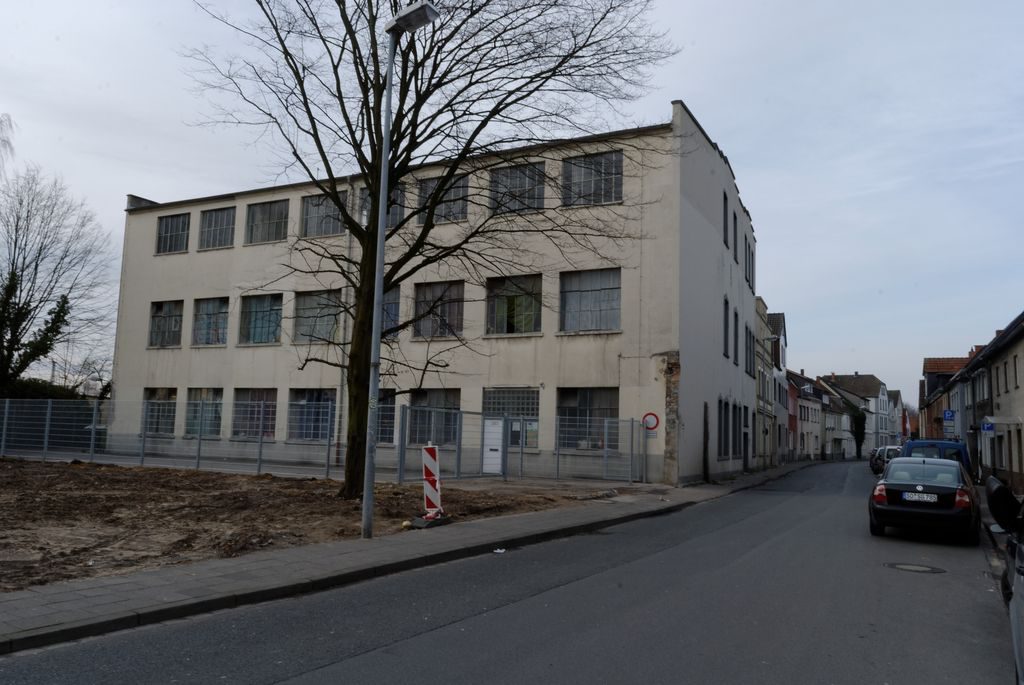 Das erste Werkstattgebäude der Hella, später Wohnheim für Durchreisende